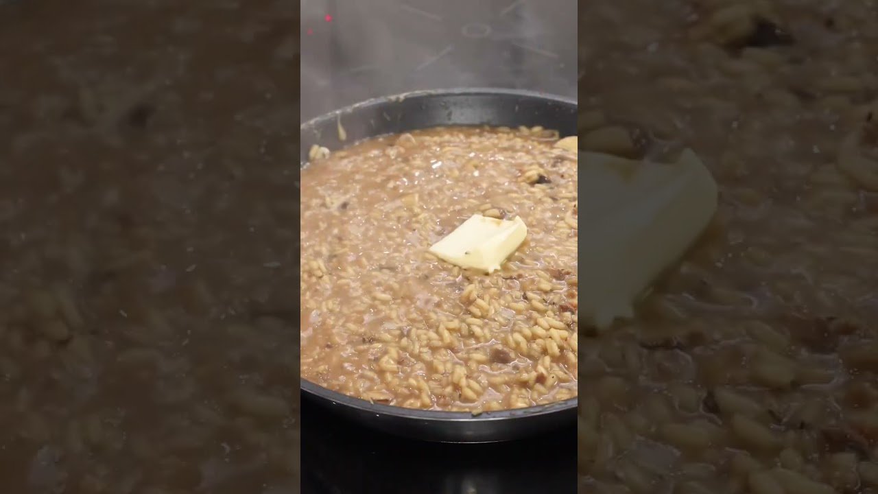 @Gulasgrub starts our new year off with an amazing mushroom risotto!