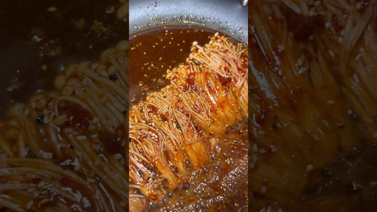 Enoki Mushrooms With Instant Ramen