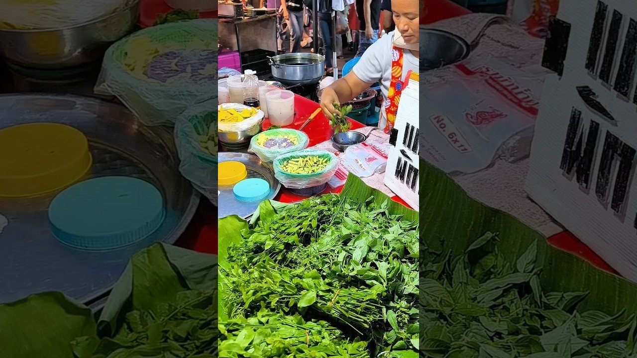 Mixed Mushroom Curry | แกงเห็ดรวมมิตร ตลาดนัดท่าดินแดง กรุงเทพฯ