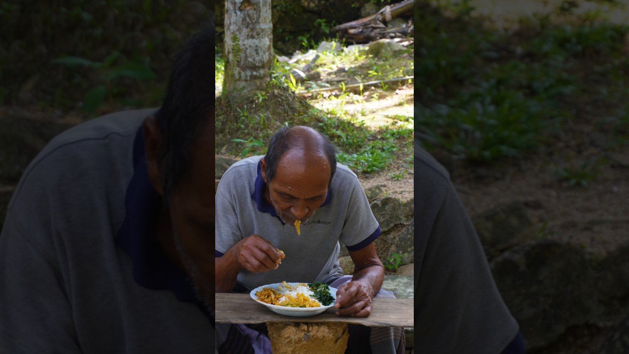 හතු මාලුව! 🍄  Traditional Mushroom Curry | A Taste of Home 🍄🏡 #shorts